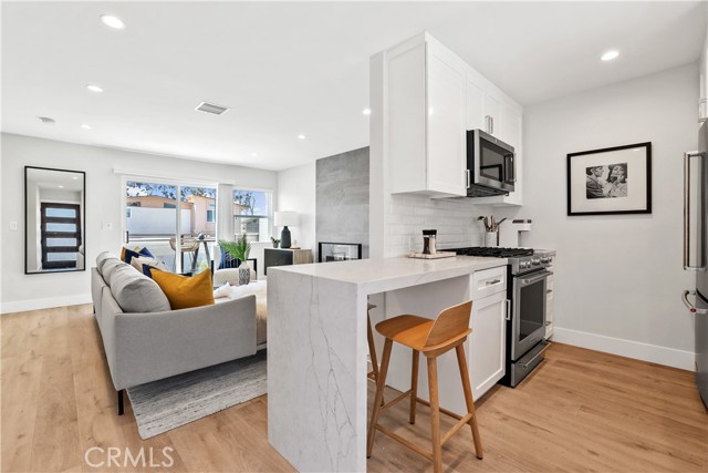 Detail Gallery Image 5 of 34 For 444 Seaward, Corona Del Mar,  CA 92625 - 2 Beds | 1/1 Baths