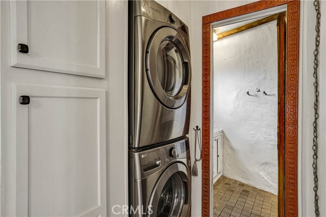 Detail Gallery Image 25 of 33 For 110 Box Canyon, Canoga Park,  CA 91304 - 3 Beds | 2/1 Baths