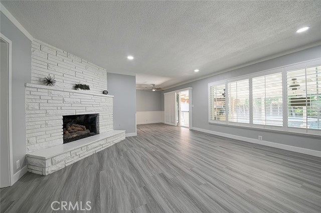 11471 Gill Drive, Garden Grove CA: https://media.crmls.org/medias/06b915d5-3204-477d-a62a-289c12798990.jpg