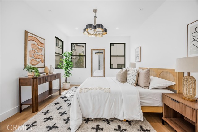 924 17th St, Hermosa Beach CA: https://media.crmls.org/medias/06b9ff64-79ce-4b07-b054-71ce201b63ad.jpg