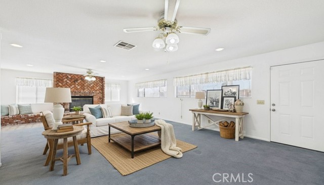 Detail Gallery Image 17 of 38 For 1529 E Avenue Q6, Palmdale,  CA 93550 - 4 Beds | 2 Baths