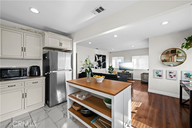 Detail Gallery Image 26 of 53 For 5979 Hereford, Los Angeles,  CA 90022 - 3 Beds | 2 Baths