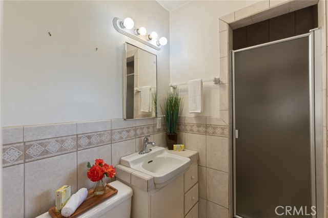 Detail Gallery Image 24 of 41 For 17116 Wilton Pl, Torrance,  CA 90504 - 4 Beds | 2 Baths