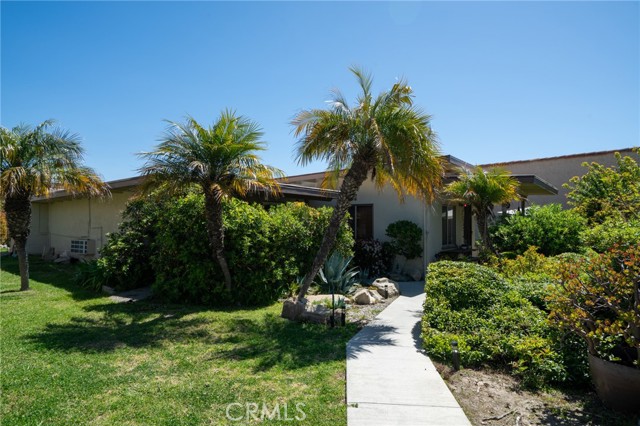 27512 Del Gado Road, San Clemente CA: https://media.crmls.org/medias/06bb6068-7352-49df-83cc-4e3aac0ef180.jpg