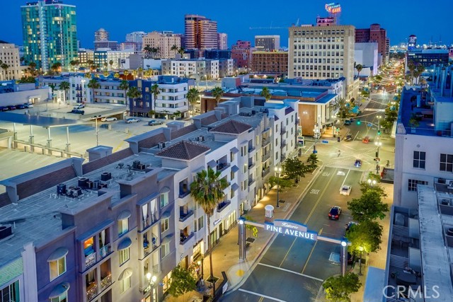 Detail Gallery Image 43 of 75 For 100 W 5th St P9b,  Long Beach,  CA 90802 - 1 Beds | 2 Baths