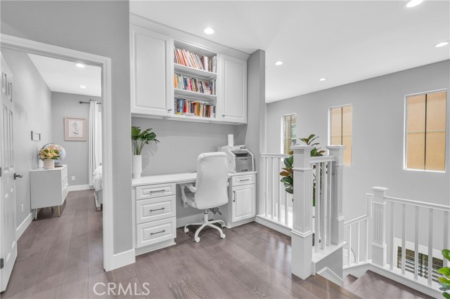 230 Bright Poppy, Irvine CA: https://media.crmls.org/medias/06bbc348-4a3f-4309-8046-8b38eb7b817f.jpg
