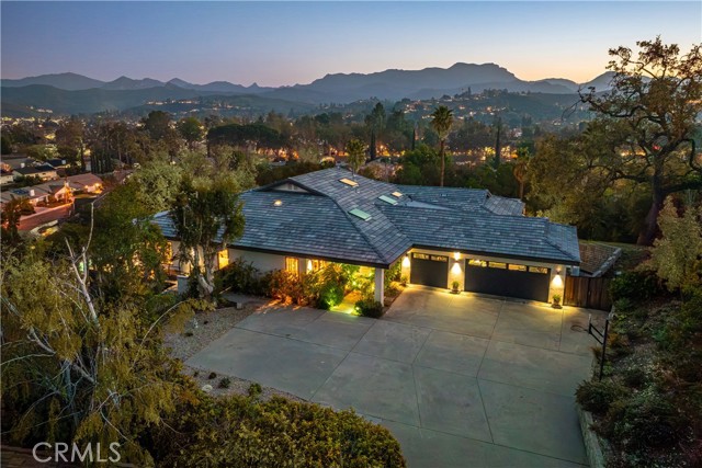 976 Ranch House, Westlake Village CA: https://media.crmls.org/medias/06bc122d-492a-4824-9983-883470e2fa87.jpg
