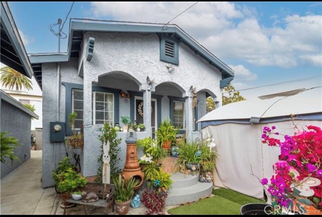 Detail Gallery Image 14 of 21 For 1843 Cerritos, Long Beach,  CA 90806 - 5 Beds | 3 Baths