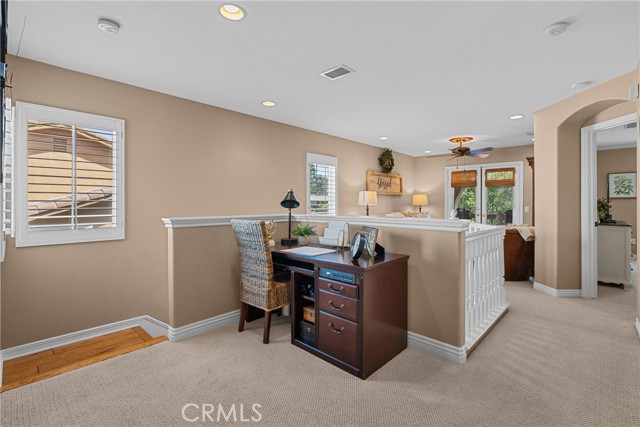 25542 Via Ventana, Valencia CA: https://media.crmls.org/medias/06c0bf5e-75e8-49dc-b5f6-bf6aa28e905d.jpg