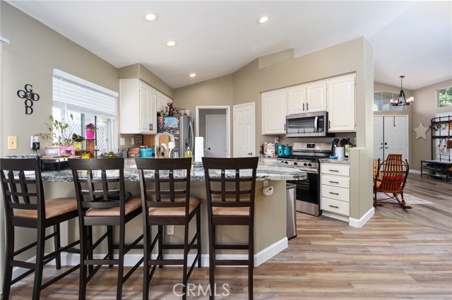 23898 Via Pamilla, Murrieta CA: https://media.crmls.org/medias/06c1a384-0d82-4d68-b7fe-389e2499bba1.jpg
