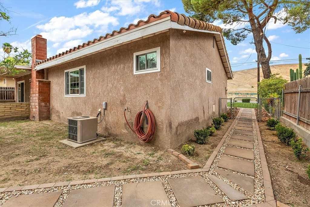 MLS #CV25245152 image #25