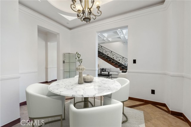 8655 Hillside Avenue, Los Angeles CA: https://media.crmls.org/medias/06c23910-7426-4ca9-8ce3-077784e2d1ec.jpg