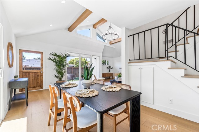 5309 E Appian Way, Long Beach CA: https://media.crmls.org/medias/06c23be5-67b5-445b-bdfd-ea0206b2c912.jpg