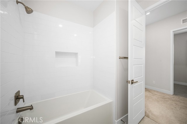 Detail Gallery Image 33 of 57 For 229 Chorus, Irvine,  CA 92618 - 3 Beds | 2/1 Baths