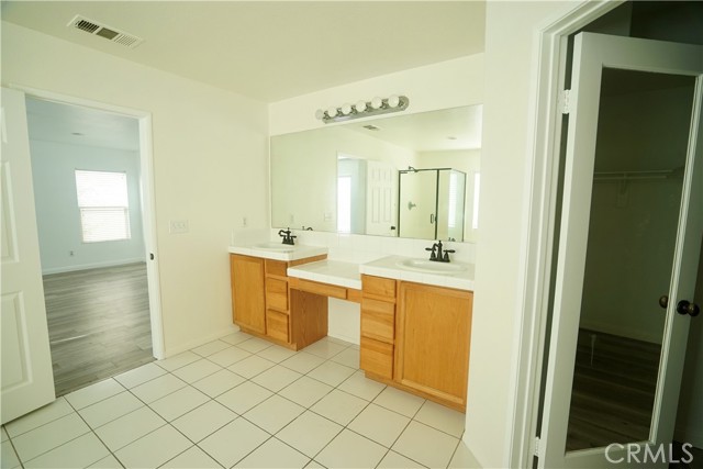 Detail Gallery Image 39 of 66 For 14001 Jockey Ln, Victorville,  CA 92394 - 4 Beds | 3 Baths