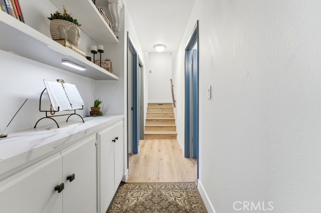 https://media.crmls.org/medias/06c489f2-974f-44b0-97cf-1c39640c02eb.jpg?preset=X-Large
