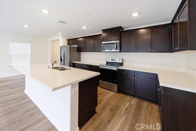 Detail Gallery Image 7 of 47 For 25432 Cetara, Homeland,  CA 92548 - 5 Beds | 3/1 Baths