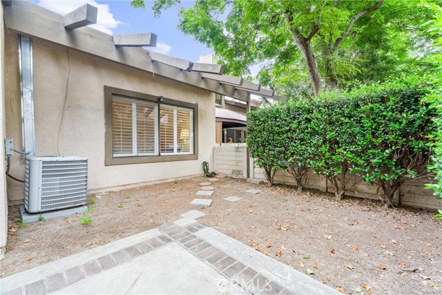 Detail Gallery Image 23 of 28 For 2606 N Tustin Ave, Santa Ana,  CA 92705 - 2 Beds | 2 Baths