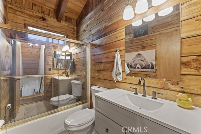 Detail Gallery Image 18 of 32 For 2112 Glacier, –,  CA 93225 - 3 Beds | 2 Baths