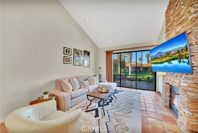 Image 7 for 76506   Begonia LN