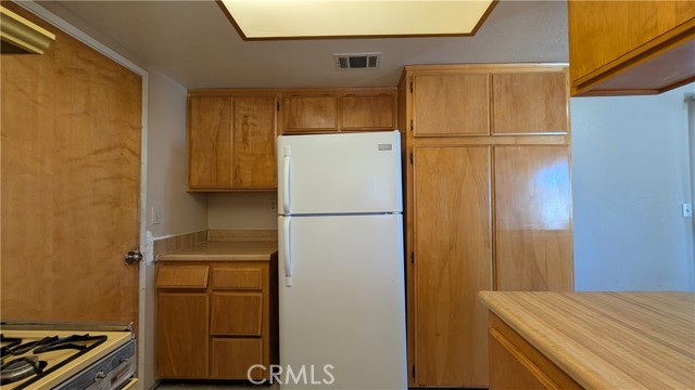 Detail Gallery Image 14 of 28 For 21512 Pahute Rd, Apple Valley,  CA 92308 - 2 Beds | 2 Baths