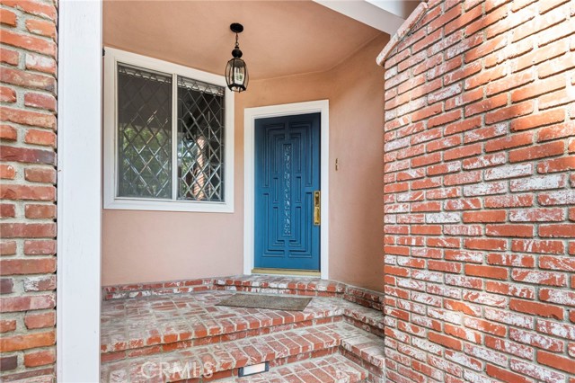 Detail Gallery Image 3 of 45 For 3250 Velma Dr, Los Angeles,  CA 90068 - 3 Beds | 2 Baths