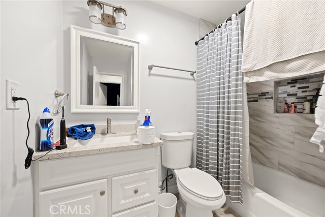 1385 N Marengo Avenue, Pasadena CA: https://media.crmls.org/medias/06c9db55-d2d0-4e9f-a78a-88ad0e47ea3c.jpg