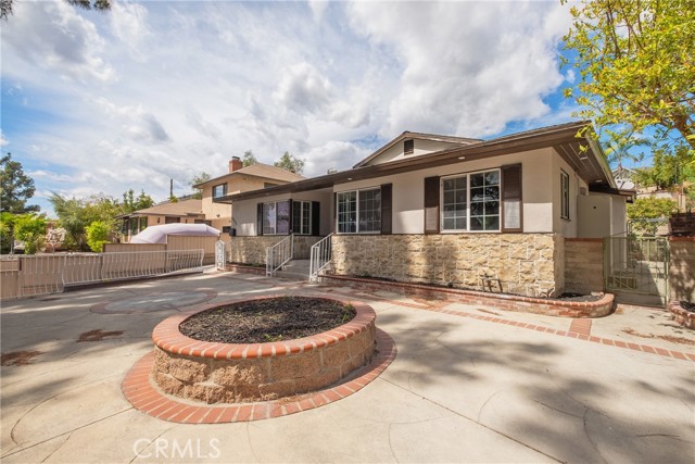 9951 Glencrest photo 3
