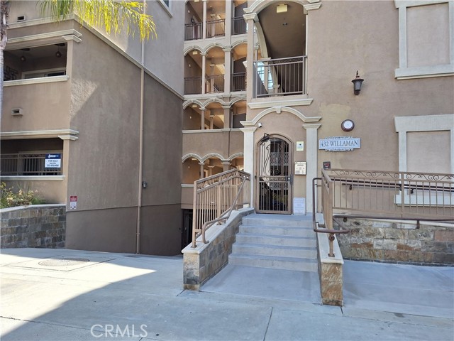 432 S Willaman Drive # 103, Los Angeles, California 90048, 2 Bedrooms Bedrooms, ,2 BathroomsBathrooms,Residential Lease,For Rent,432 S Willaman Drive # 103,CRSB24235056