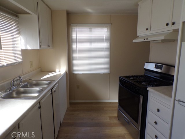 Detail Gallery Image 4 of 12 For 12710 3rd St #4,  Yucaipa,  CA 92399 - 2 Beds | 1 Baths
