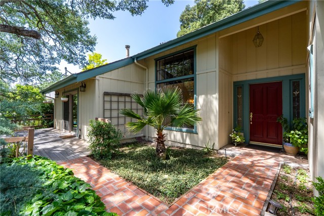 Detail Gallery Image 9 of 59 For 5270 Alamo Ave, Atascadero,  CA 93422 - 4 Beds | 2/1 Baths