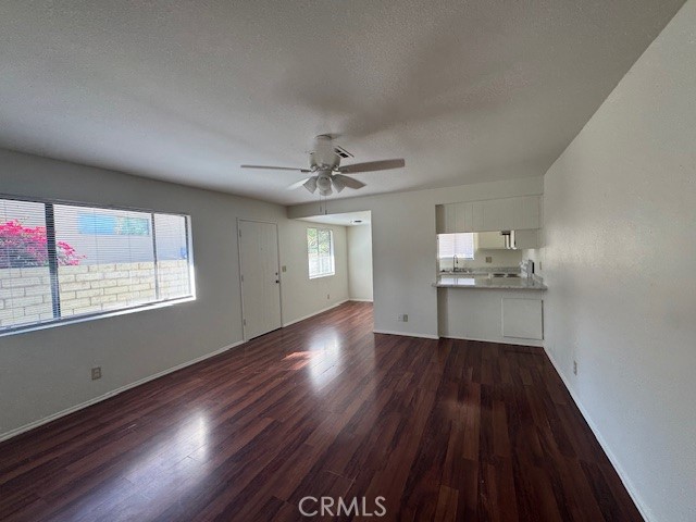 Detail Gallery Image 4 of 20 For 51225 Eisenhower Dr #B,  La Quinta,  CA 92253 - 2 Beds | 2 Baths