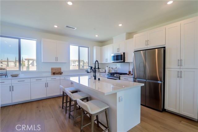 Detail Gallery Image 1 of 13 For 1571 Lima Way #2,  Placentia,  CA 92870 - 2 Beds | 2/1 Baths
