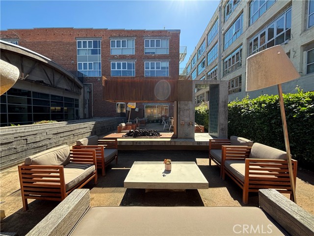 Detail Gallery Image 21 of 31 For 527 Molino St #401,  Los Angeles,  CA 90013 - 2 Beds | 2 Baths