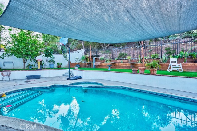 17 Westbrook Lane, Pomona CA: https://media.crmls.org/medias/06ce4d15-3954-4c7a-98d9-56eeee6fc8e2.jpg