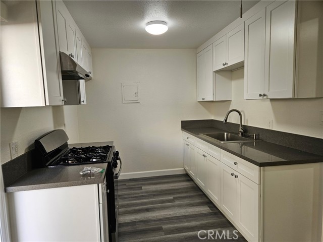 Detail Gallery Image 7 of 9 For 3523 W Del Monte #4,  Anaheim,  CA 92804 - 2 Beds | 1/1 Baths