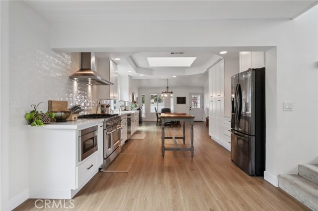 242 N Camino Arroyo, Anaheim CA: https://media.crmls.org/medias/06cf28a8-b329-4607-b21e-2363a5928075.jpg