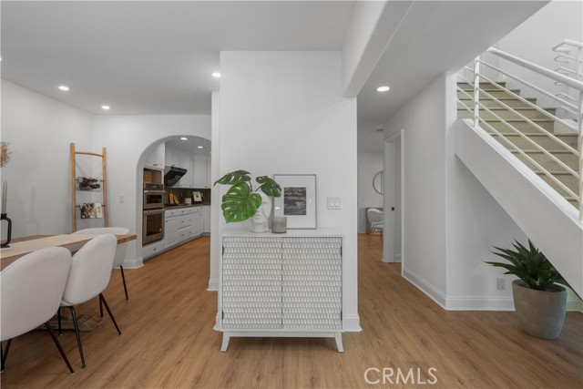 Detail Gallery Image 9 of 44 For 22645 Spring Lake Ln, Lake Forest,  CA 92630 - 4 Beds | 2/1 Baths
