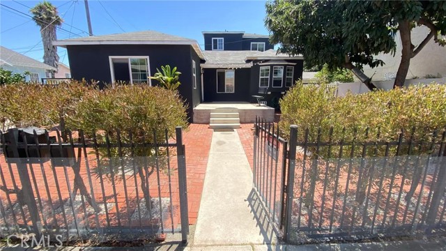 1178 E 21st Street, Long Beach CA: https://media.crmls.org/medias/06d0e638-9703-4e0d-956a-ec388d61c0b1.jpg