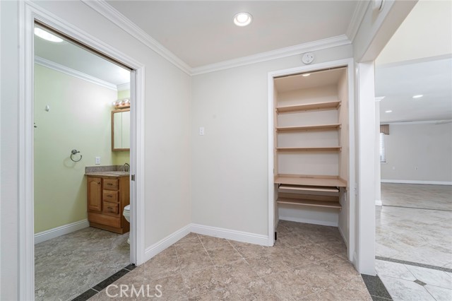 495 Calle Cadiz, Laguna Woods CA: https://media.crmls.org/medias/06d12947-7e5e-4fb6-b5ed-d50a65c5a493.jpg