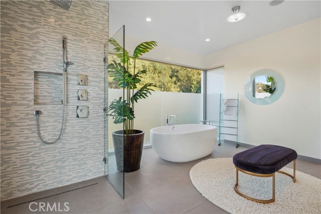 Detail Gallery Image 26 of 46 For 9716 Oak Pass Rd, Beverly Hills,  CA 90210 - 6 Beds | 3/2 Baths