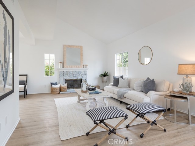 2304 Clark Lane, Redondo Beach, California 90278, 3 Bedrooms Bedrooms, ,2 BathroomsBathrooms,Residential,Sold,Clark,SB19167104