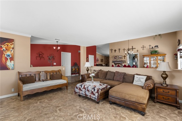 4578 Monaco Court, Santa Maria CA: https://media.crmls.org/medias/06d51b29-b72d-4d2e-a568-94b4ce0e8211.jpg