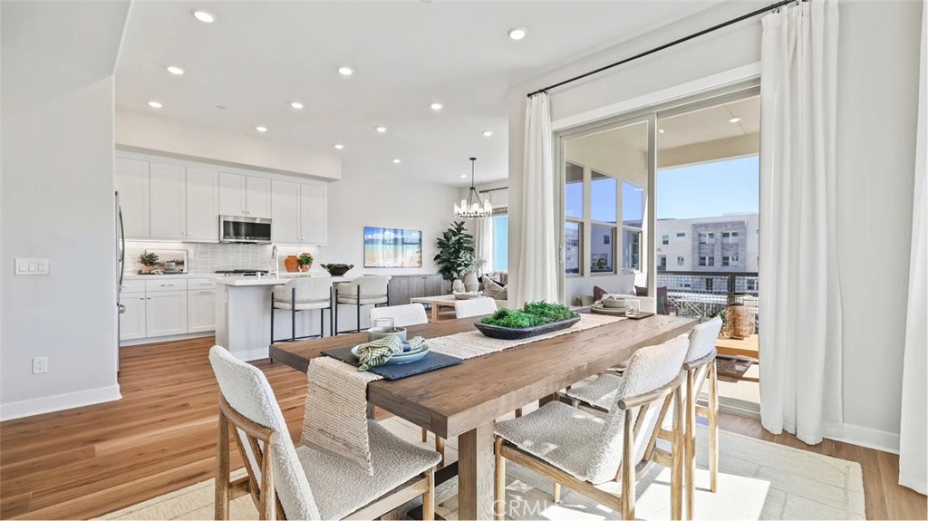 1375 Snowberry Place