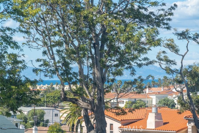 805 Pearl Street, Redondo Beach, California 90277, 3 Bedrooms Bedrooms, ,1 BathroomBathrooms,Residential,Sold,Pearl,SB22039514