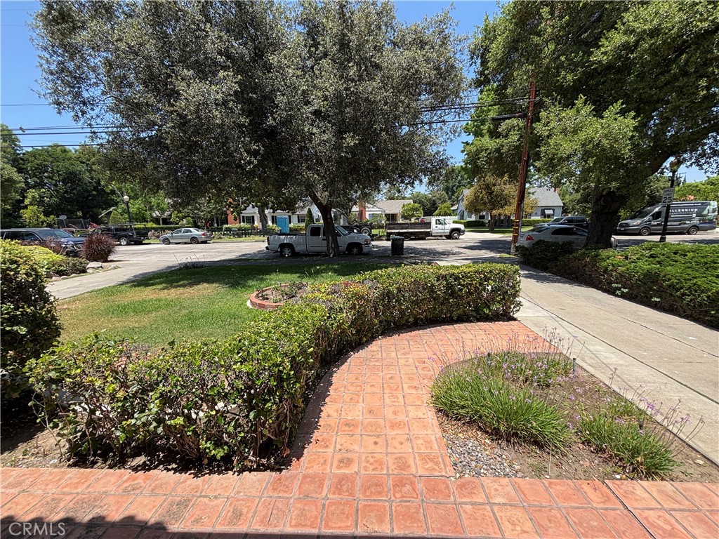 https://media.crmls.org/medias/06d6817b-4dc4-4617-b608-67cdf30fd2a4.jpg?preset=X-Large