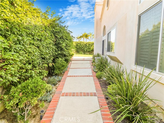 Detail Gallery Image 4 of 24 For 51 Son Bon, Laguna Niguel,  CA 92677 - 2 Beds | 2 Baths