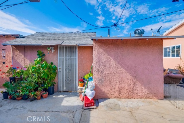 Detail Gallery Image 21 of 33 For 2663 Loosmore St, Los Angeles,  CA 90065 - 2 Beds | 1 Baths