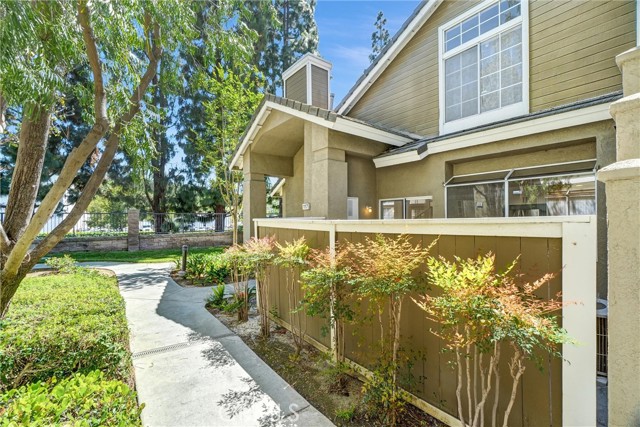 Detail Gallery Image 4 of 50 For 16520 Greystone, La Mirada,  CA 90638 - 3 Beds | 2 Baths