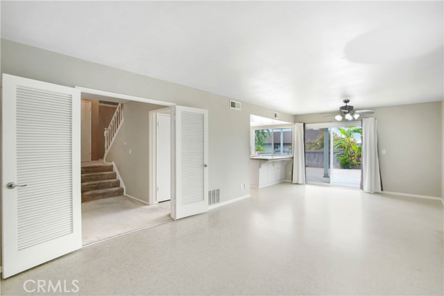 275 Burnett Avenue photo 7